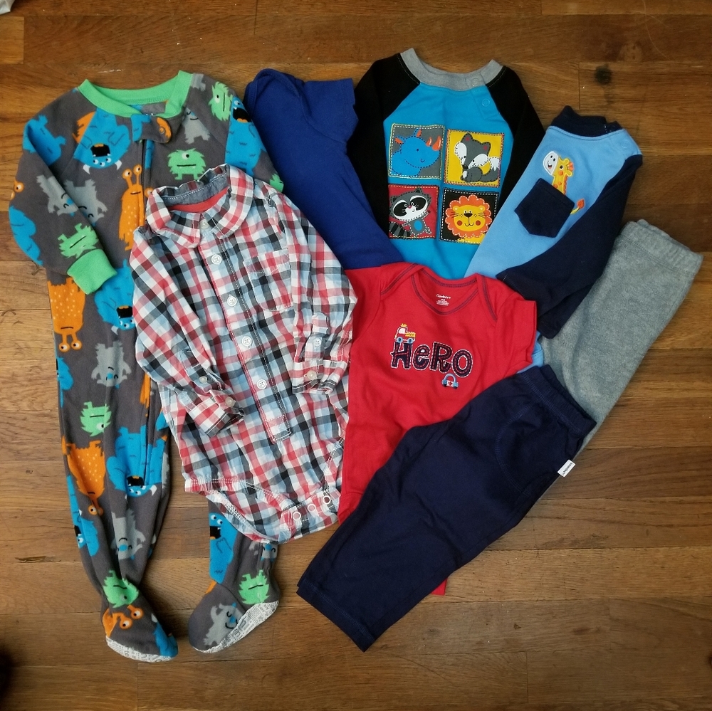 Boys onsies/footed pj/pants bundle - size 12 month